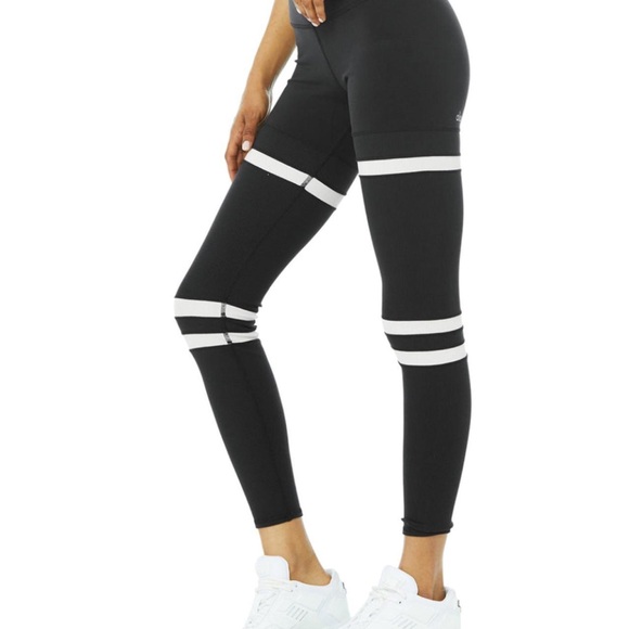 Alo | Black & White Leggings | Size S - Picture 3 of 3